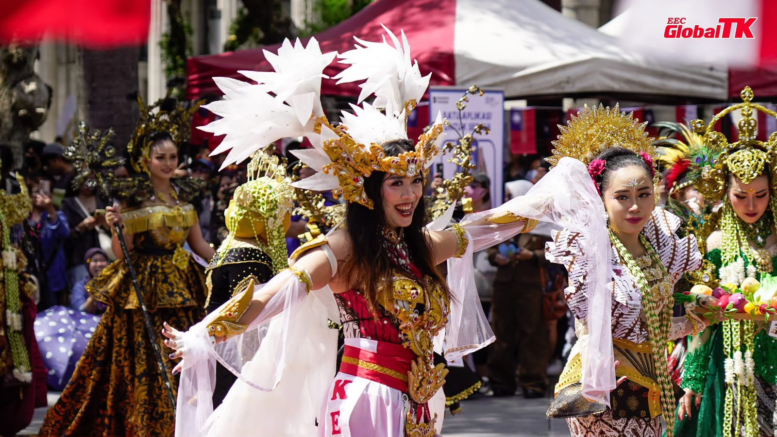 DJ Ketty Key Ramaikan Festival Budaya Pejuang Formosa III Lewat Fashion Show