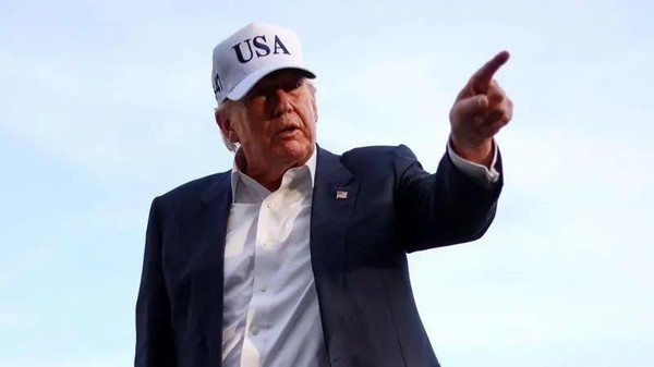 Presiden Trump Tegaskan Bakal Serang Iran Lebih Keras Lagi