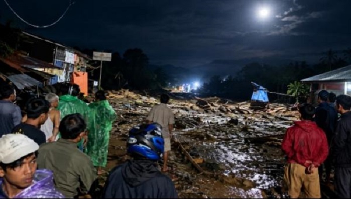 Kantor Bupati Solok Diterjang Banjir Bandang