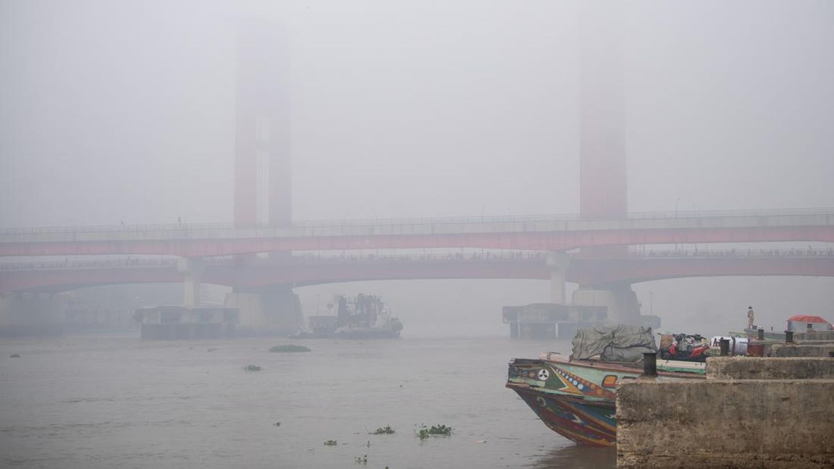 Imbas Karhutla, Kabut Asap Selimuti Kota Palembang