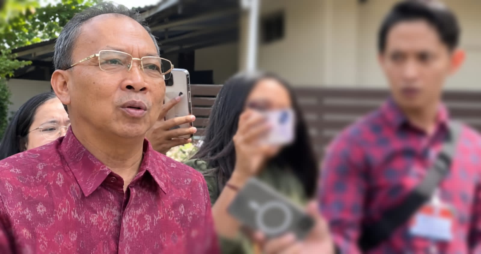 Gubernur Bali Terdiam Dicecar Warga Akibat Antrean BBM