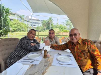 Hotman Dipertemukan Dacso dengan Ketum PWI