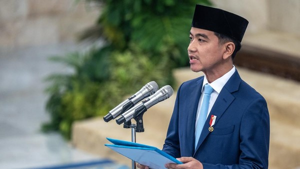 Ramai Soal Polemik Ijazah Gibran, Kampus Top Dunia Justru Pajang Ijazah Wapres RI