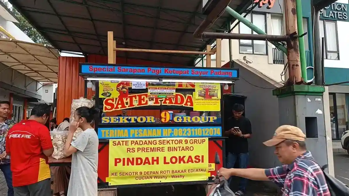 Terus Kena Palak, Pedagang Sate Padang di Pondok Aren Pilih Pindah Tempat