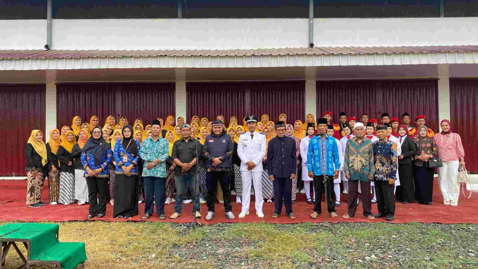 Anggota DPR RI Nurhadi HUT RI Ke 81 Jadi Tamu Kehormatan Masyarakat Mangunan Udanawu