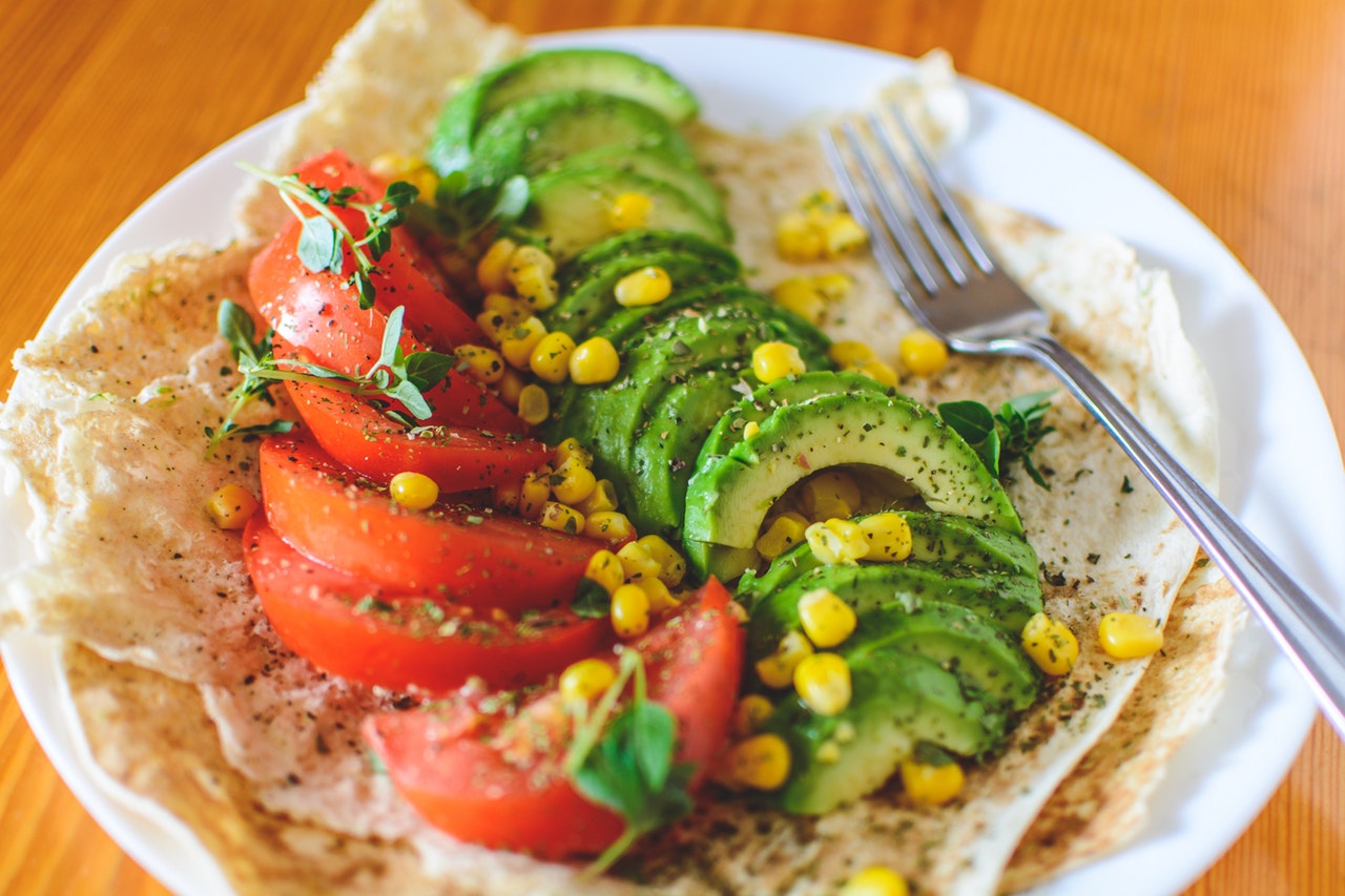 The 5 Healthiest Salad Dressings, According to a Nutritionist
