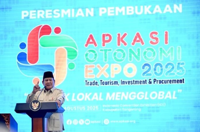 Prabowo pada acara APKASI Otonomi Expo Tahun 2025, di ICE BSD, Tangerang, Kamis (28/8).