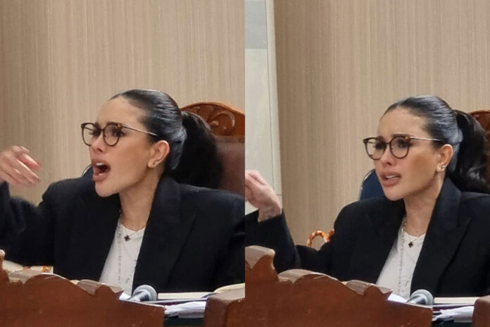 Nikita Mirzani ngamuk saat jalani sidang kasus Reza Gladys di PN Jakarta Selatan © (Grid.ID/Ulfa Lutfia)