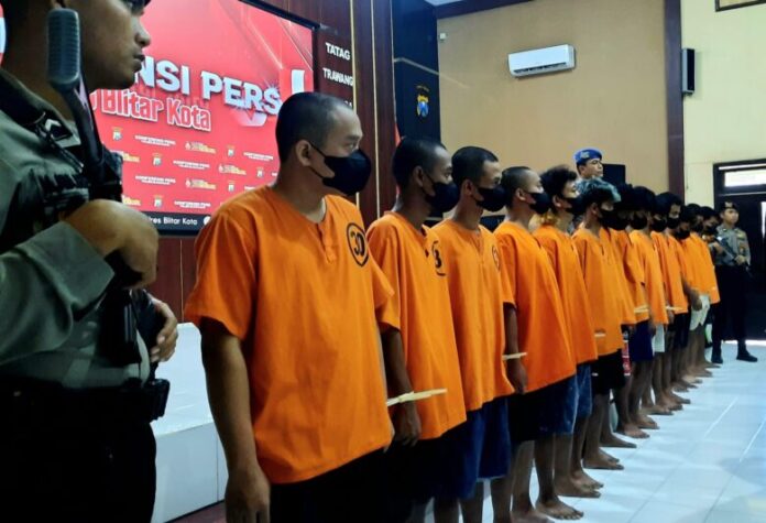 IMG-20250911-WA0002 Para pelaku kerusuhan yang terjadi di Kota Blitar, Sabtu malam (30/8/2025) hingga Minggu dini hari. Foto: Arifin/Putraindonews