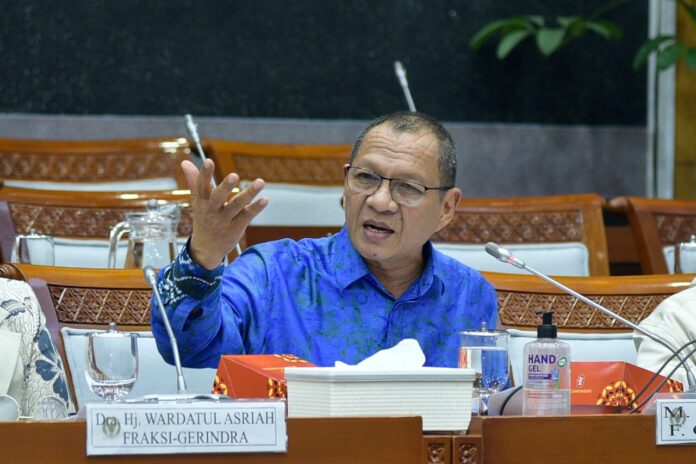 Anggota_Komisi_VIII_DPR_RI_M_Husni_dalam_Rapat_Kerja_Komisi_VIII_DPR_RI_bersama_Menteri_Haji_dan_Umr20251027185245 M Husni