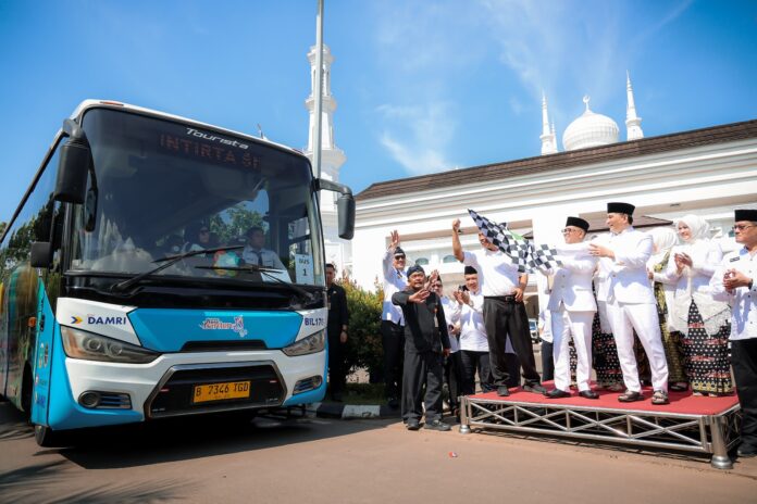 Peluncurkan Koridor 3 Trans Banten dengan rute Pakupatan–Kampus Untirta Sindangsari.