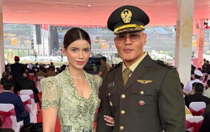 Deddy Corbuzier dan Sabrina Chairunnisa. Ist